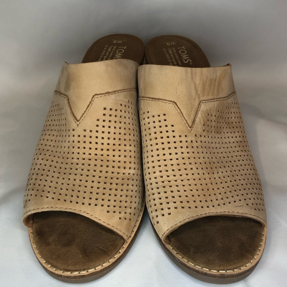 TOMS WOMEN'S MAJORCA MULE SANDSTORM NUBUCK SANDAL Size 9W 10007906